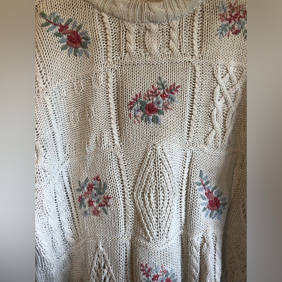 Oversized Embroidered White Knit Sweater, Runaway Bay, Medium - Picture 2 of 6